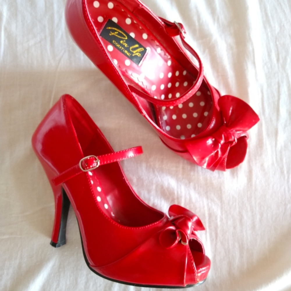Pinup couture red cutie pie heels